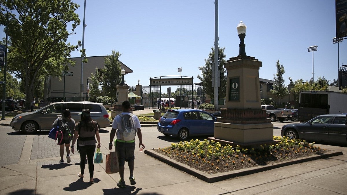 Cars and pedestrians at the Hayward Field entrance