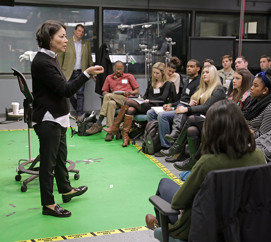 Ann Curry speaks to a class of SOJC students in the Allen Hall studio
