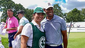 Sarahi Ortiz with Tiger Woods