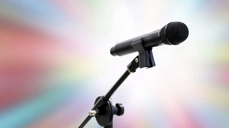 Microphone on stand