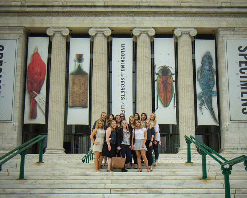 University of Oregon School of Journalism and Communications students from public relations visit the Field Museum in Chicago