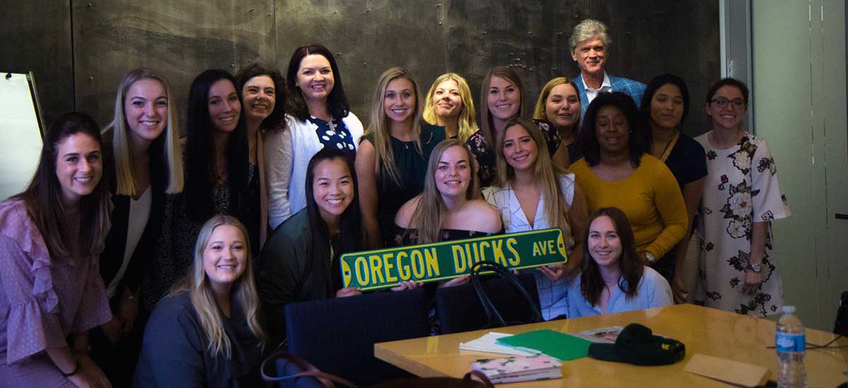 University of Oregon School of Journalism and Communications students from public relations visit Porter Novelli, a public relations agency