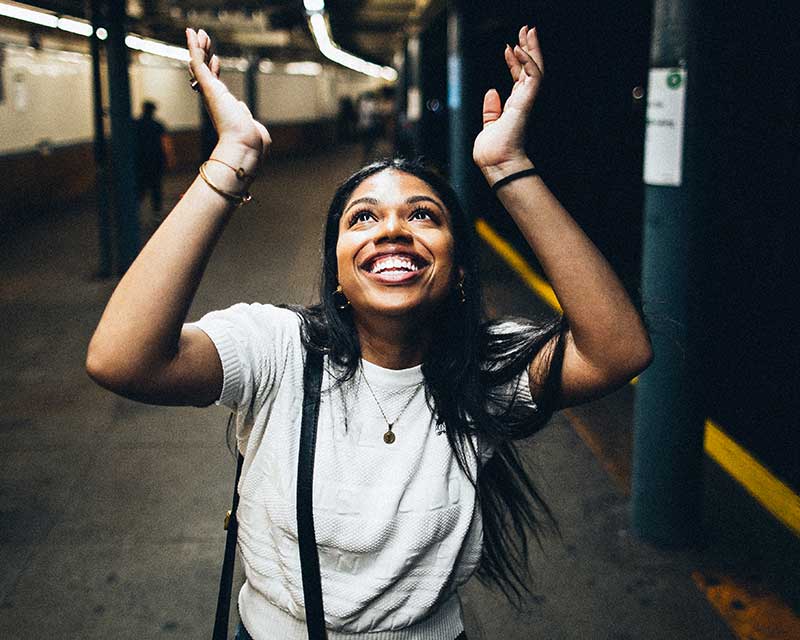 A University of Oregon School of Journalism and Communications student Sydnie Johnson experiences the subway in the annual New York advertising trip