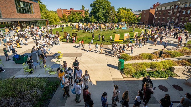 Students at the 2021 Week of Welcome