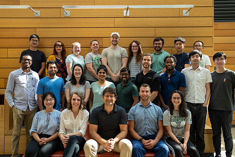 Professor Shannon Boettcher (bottom row, center) at the Lewis Integrative Science Building with students and researchers from the Boettcher Group (Chris Larson)