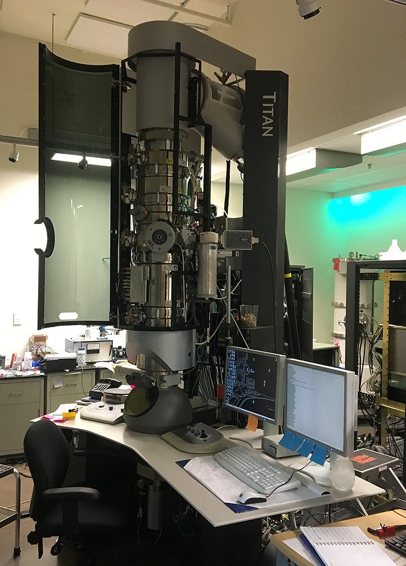The UO's The scanning transmission electron microscope