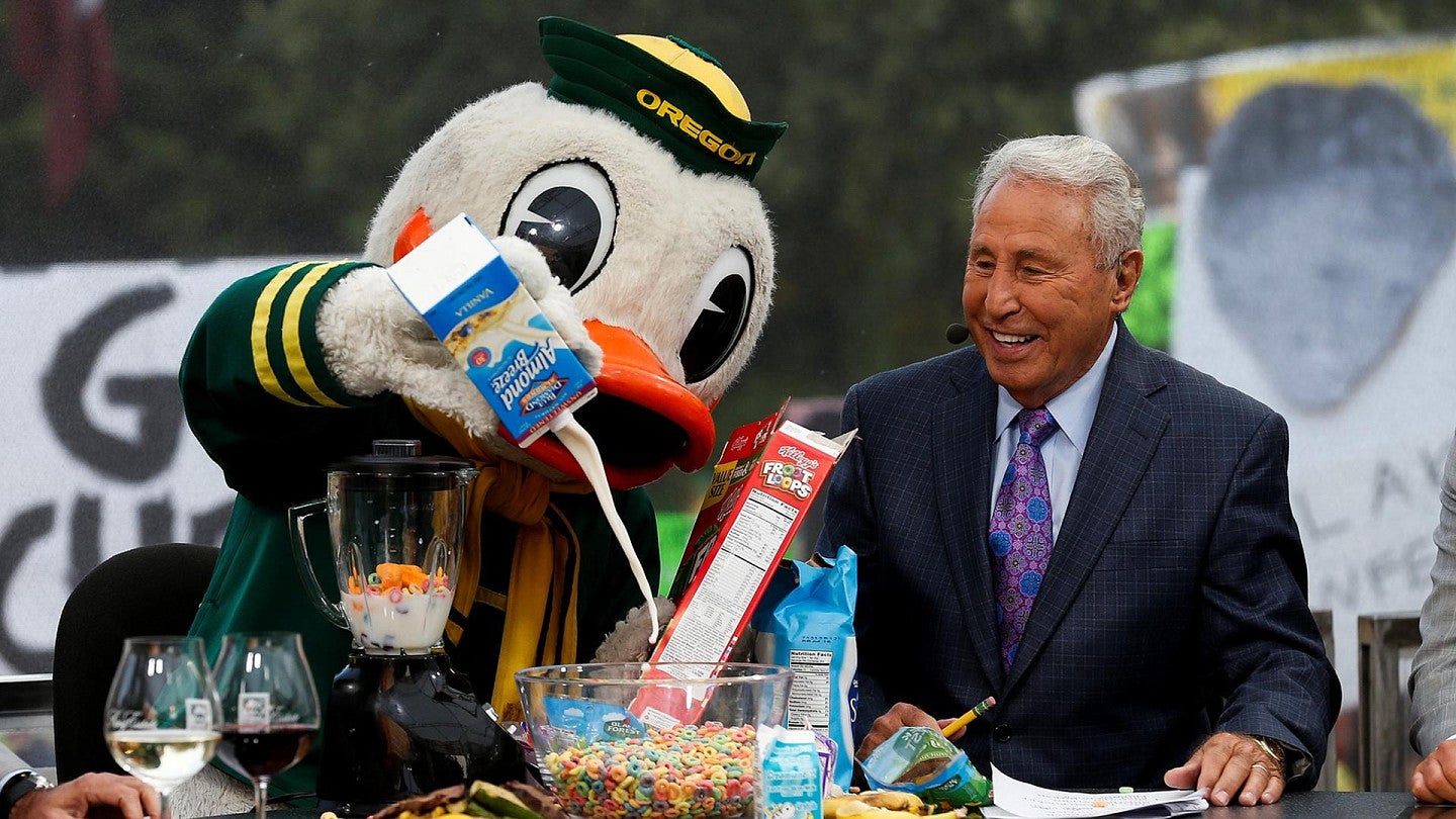 game day broadcast with the oregon duck