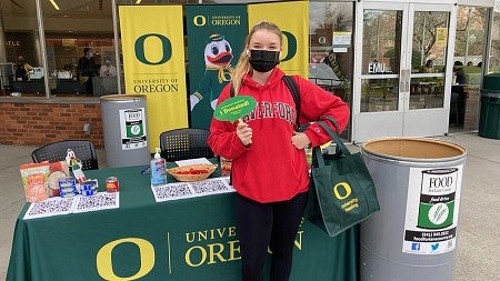 UO employees exceeded the goal for this year's Oregon Governor's State Employee Food Drive.