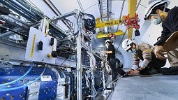 Installation of neutrino detector at CERN