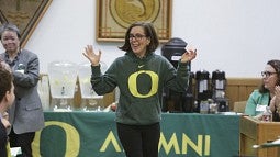 Gov. Brown with Duck alumni