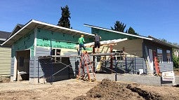 Nearing completion on the 2016 OregonBILDS home project.