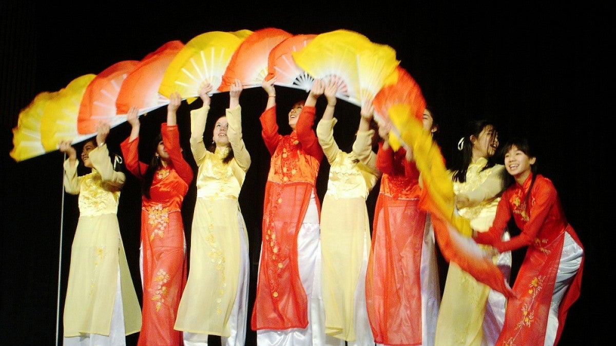 chinese fan dance