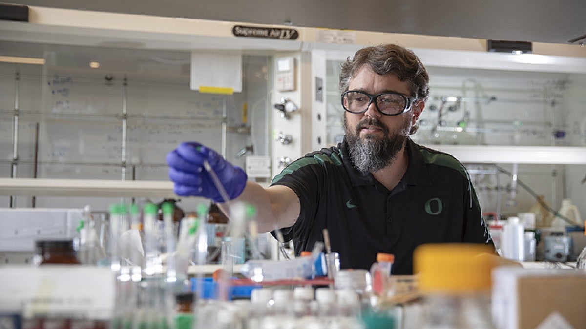 Darren Johnson at work in his Universitiy of Oregon lab