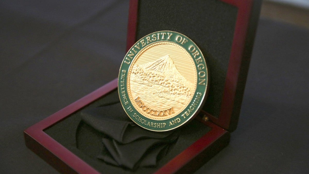 Award medallion