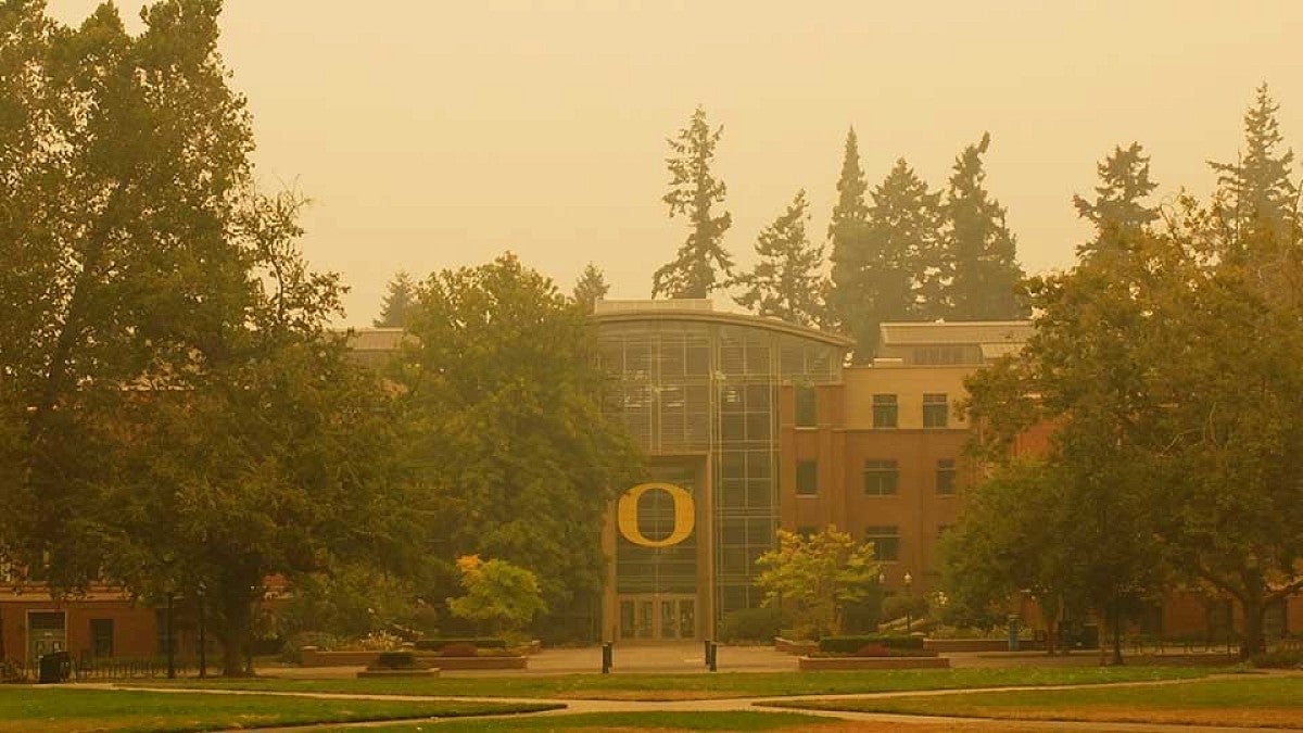 Smoky day on campus